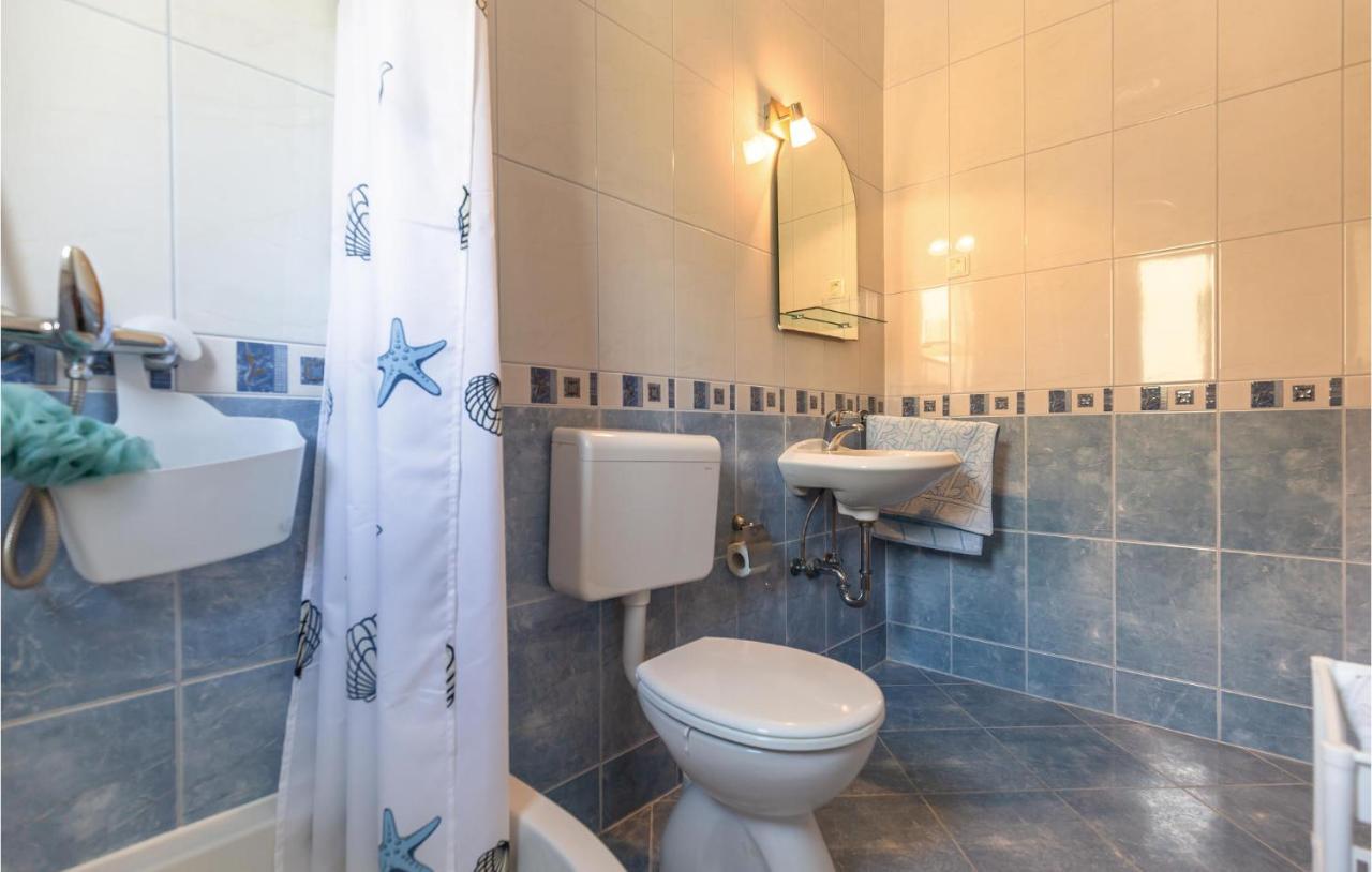 Beautiful Apartment In Krvavica With Wifi Buitenkant foto